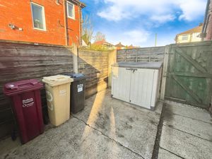 Side Garden- click for photo gallery